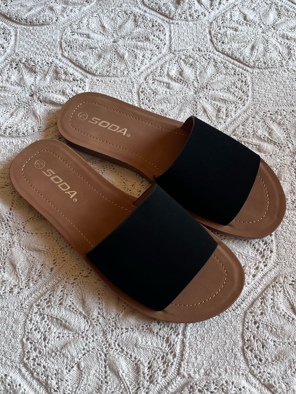 NWT Soda slide sandals black brown faux suede slip on Efron open toe flats